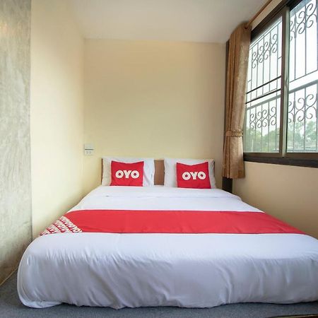 Oyo 671 Laluna River House Чантабури Екстериор снимка