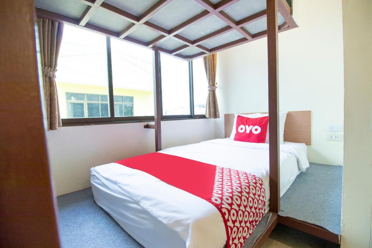 Oyo 671 Laluna River House Чантабури Екстериор снимка
