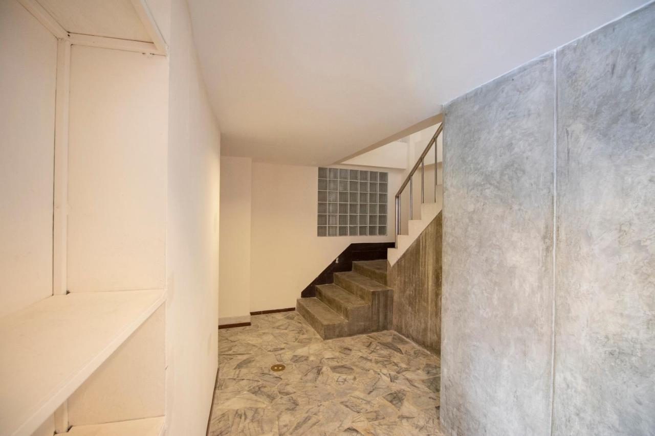 Oyo 671 Laluna River House Чантабури Екстериор снимка